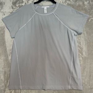 Athleta Lightweight Tee Short Sleeve Top Women’s Small Grey